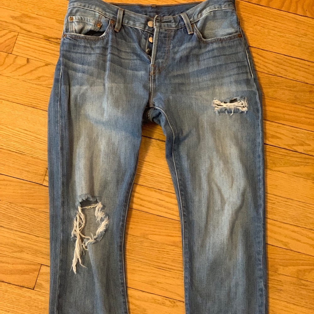 Levi’s girlfriend ankle length